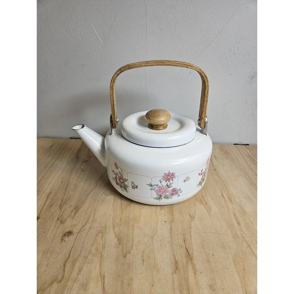 Vintage Floral Enamelware Tea Kettle Teapot Wood Handle Made in Taiwan Cottage